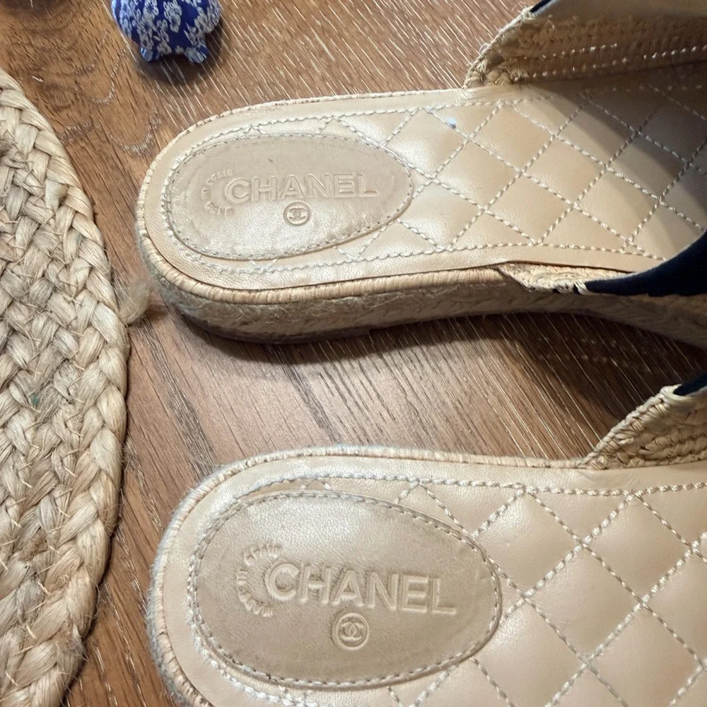 CHANEL Black and Tan Espadrille Slides